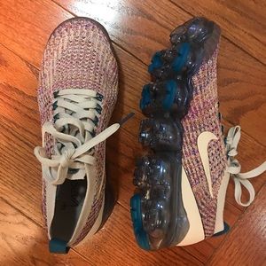 BRAND NEW Nike Air VaporMax Flyknit 3 Sneakers